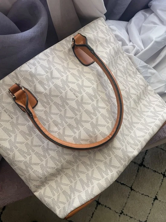 Michael Kors | Vanilla MK Monogram & Brown Leather Trim Bag - Picture 2 of 11